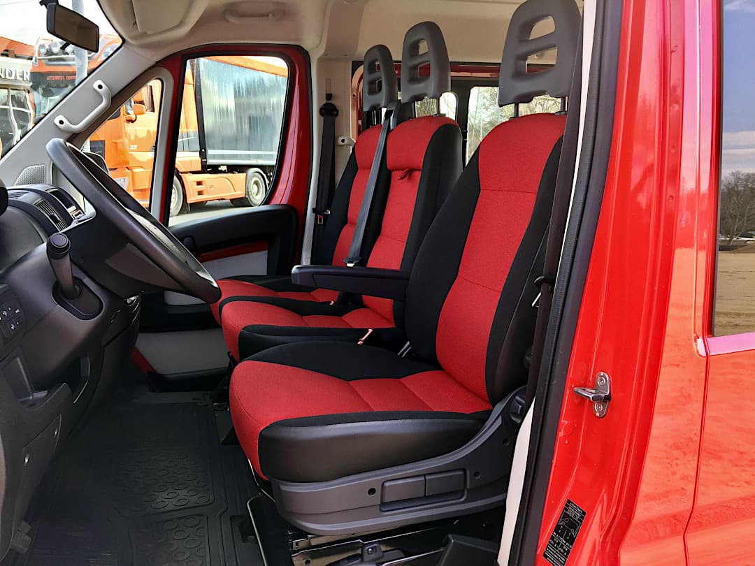 Kleinbus mieten - Fiat Ducato 9-Sitzer Fahrerkabine